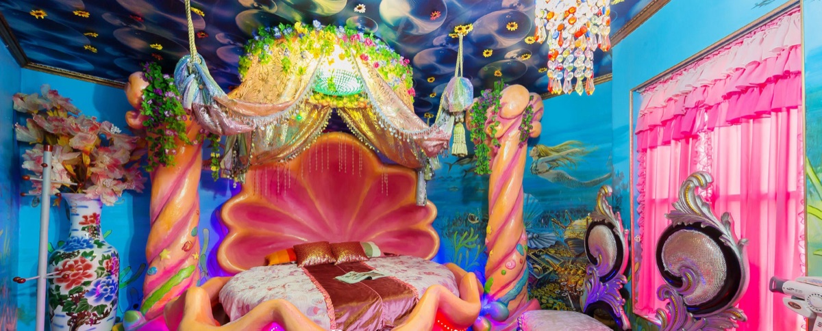 The Little Mermaid — An undersea room with a shell bed